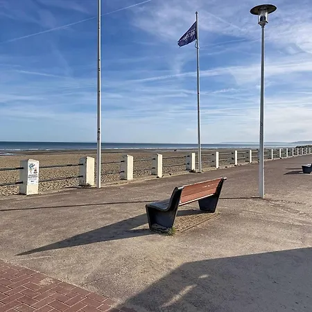 Avec Terrasse - 5 Pers. Apartment Merville-Franceville-Plage